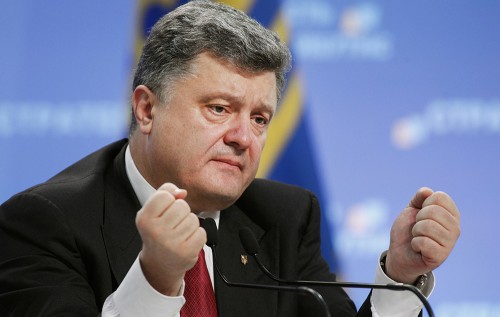 Порошенко ловко продавил безналоговый режим для своего конфетно-автомобильного бизнеса - Сенченко