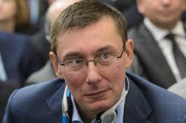 Луценко уничтожает возможность выйти из своей колонии за деньги