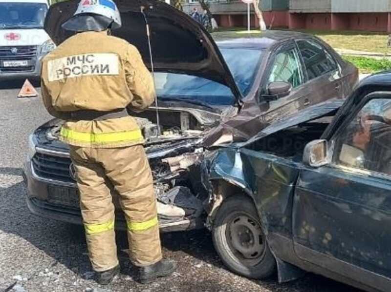 Несколько человек пострадали в ДТП в Калужской области