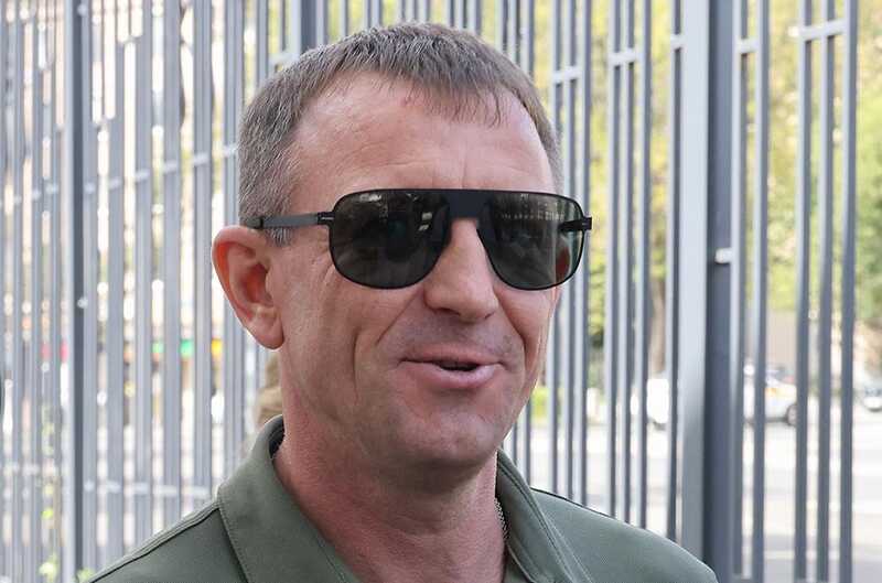 Суд еще не решил, отправят ли генерала Попова на "СВО"