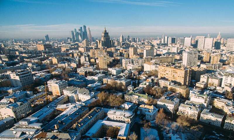 Спрос на недвижимость в Москве среди региональных жителей снизился почти на треть