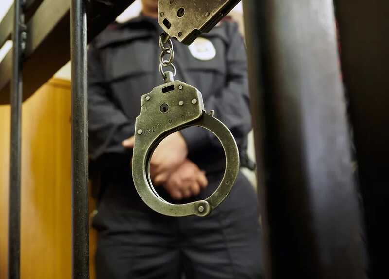 В Крыму мужчина зарезал родственниц после конфликта из-за выпивки