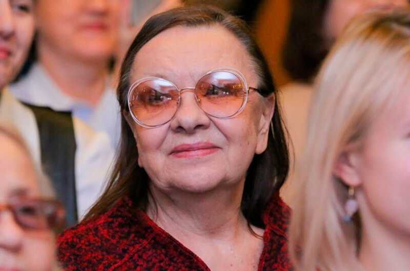 Наталья Тенякова прочла тайную переписку Сталина с его дочерью накануне смерти