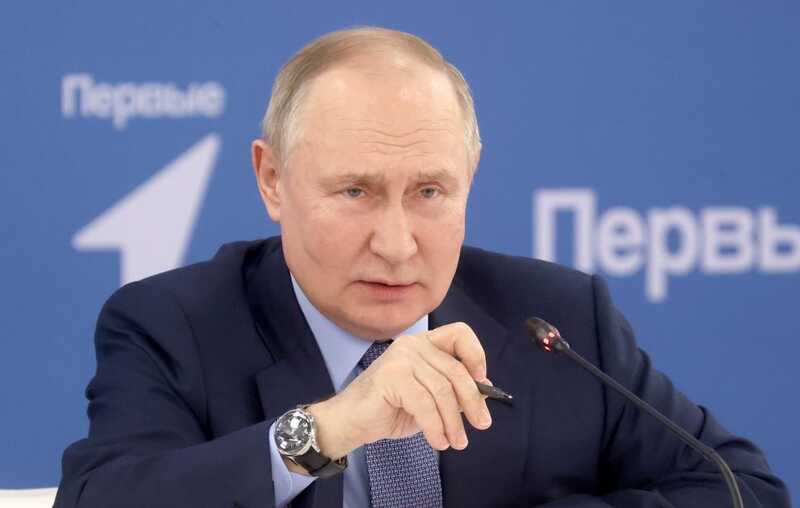 Новый закон Путина ограничит взаимодействие российских учёных с иностранцами