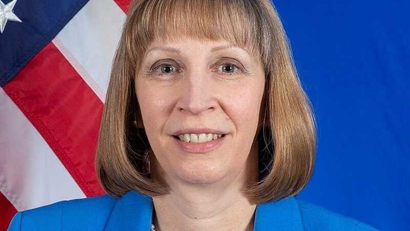 Посол США Линн Трейси попрощалась с Россией стихами Пушкина
