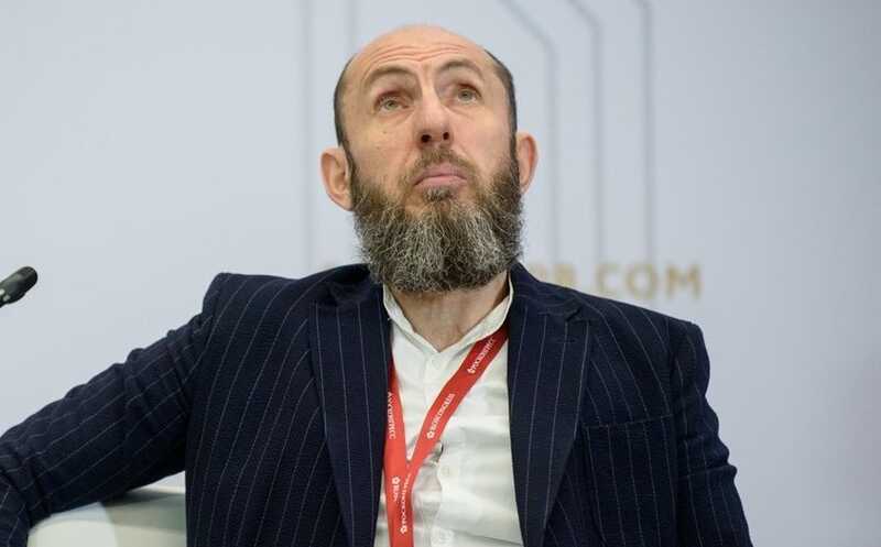 Гендиректора МХАТ Владимира Кехмана обвинили в крупной растрате при реконструкции сцены МХАТ