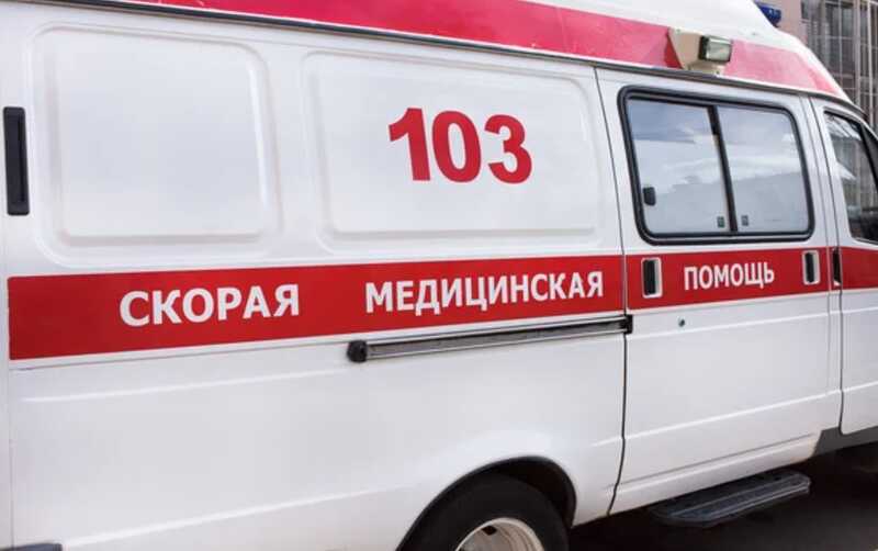 В Москве двое мужчин погибли, упав в подвал во время застолья