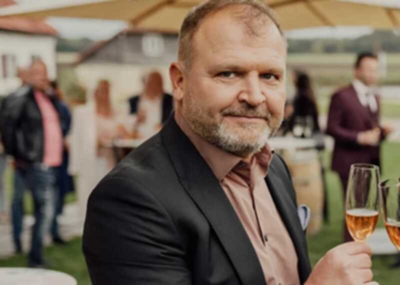 Миллионы, Porsche и разрушенные мечты: банкир Филь превращает женщин в инструменты личной выгоды