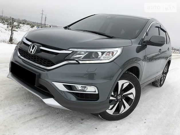 Судья из Харькова купила автомобиль Honda по заниженной в несколько раз цене