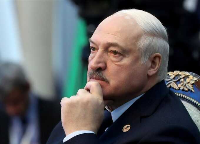 Лукашенко досрочно появился на публике после госпитализации