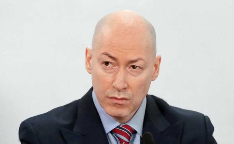 Дмитрий Гордон призвал жителей Донецка пить мочу из-за отсутствия воды