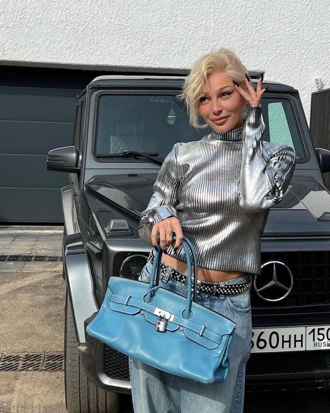 Голая Ивлеева